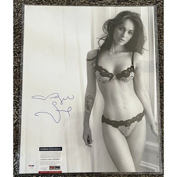 megan fox sexy lingerie Watch Megan Fox's New Lingerie Shoot [VIDEO] main image 1